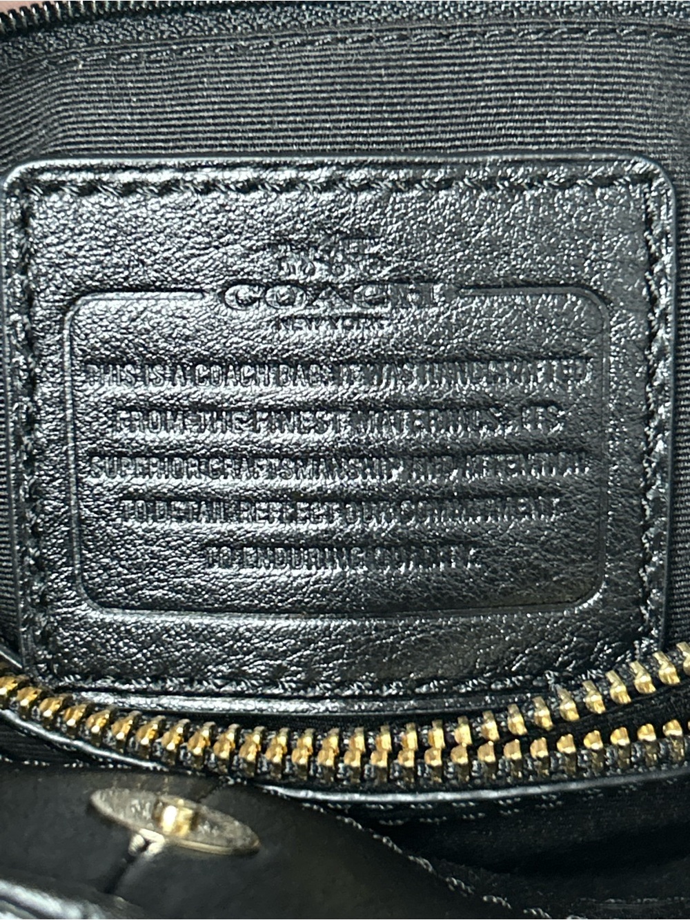 Coach Minetta Black Leather Satchel w/ Blk & Wht Sides Approx. 12 x 9.5 x 3 - Picture 14 of 17